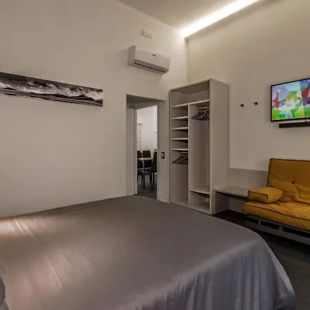 Casa Mirko - Con Stazione Ricarica Auto Elettriche Parcheggio Privato Auto Moto Biciclette Arezzo