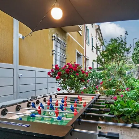 Casa Mirko - Con Stazione Ricarica Auto Elettriche Parcheggio Privato Auto Moto Biciclette Bed & Breakfast Arezzo