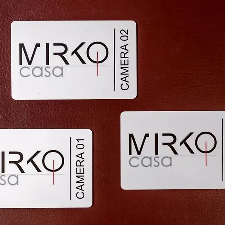 Casa Mirko - Con Stazione Ricarica Auto Elettriche Parcheggio Privato Auto Moto Biciclette B&B *