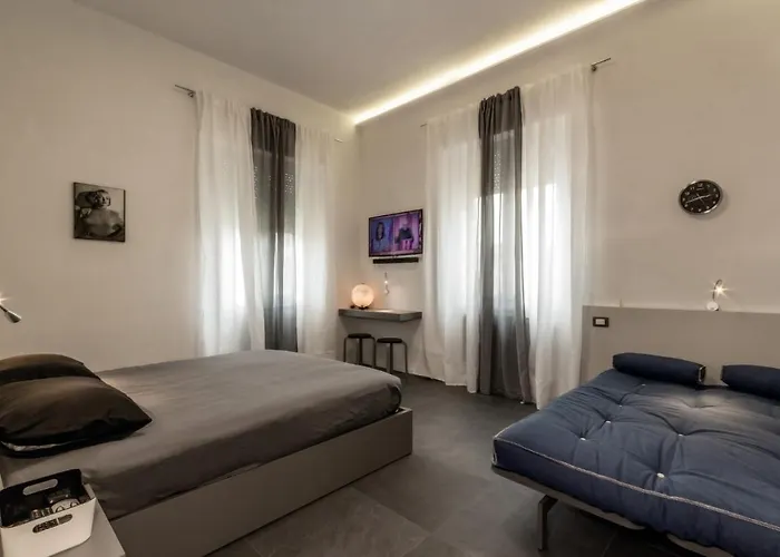 Casa Mirko - Con Stazione Ricarica Auto Elettriche Parcheggio Privato Auto Moto Biciclette Bed and breakfast