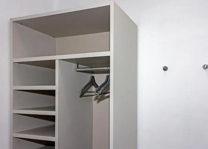 Casa Mirko - Con Stazione Ricarica Auto Elettriche Parcheggio Privato Auto Moto Biciclette 4*