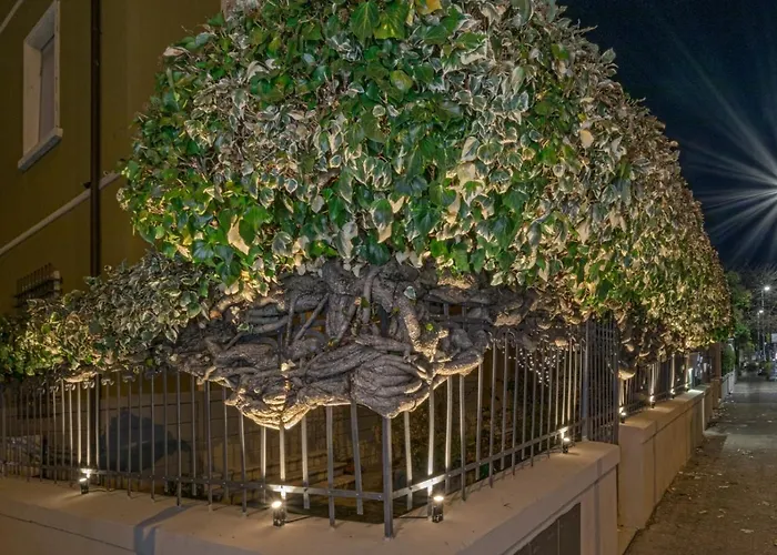 Casa Mirko - Con Stazione Ricarica Auto Elettriche Parcheggio Privato Auto Moto Biciclette Bed and breakfast 4*